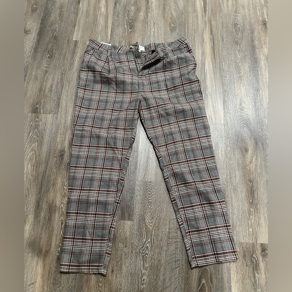NWT Cotton On Trouser